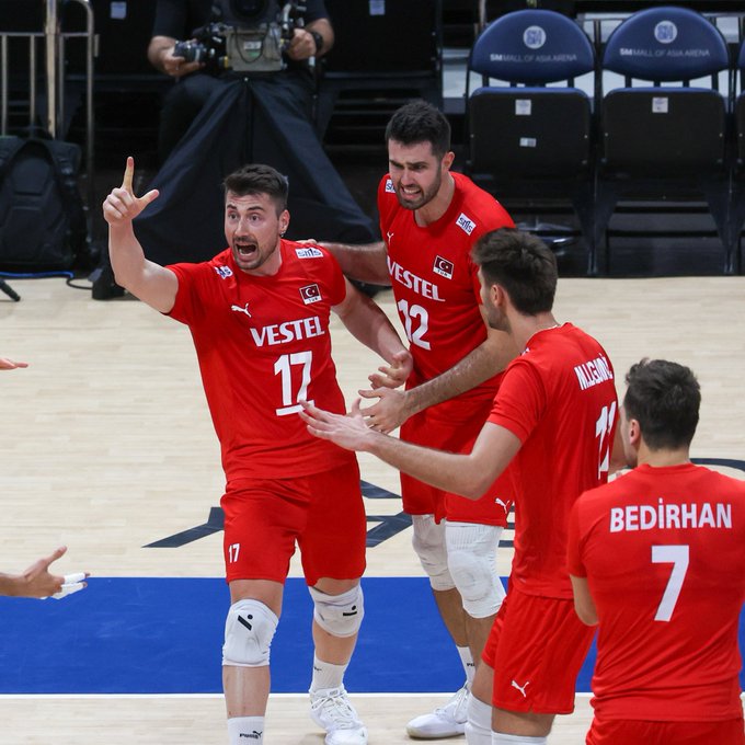 A Milli Erkek Voleybol Takımı Dünya Şampiyonası’nda Çeyrek Finalde