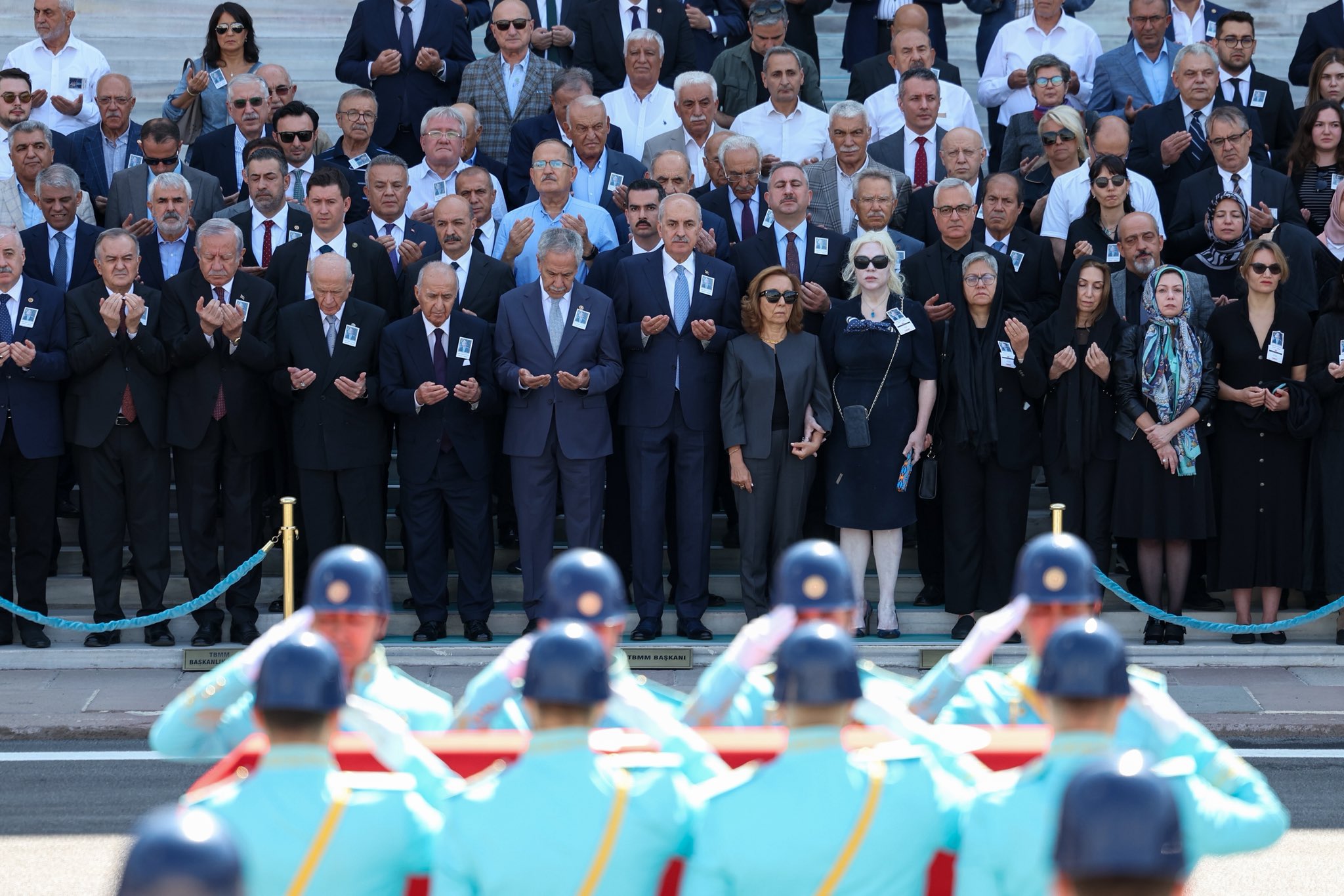 Eski Bakan Agah Oktay Güner İçin TBMM’de Tören Düzenlendi