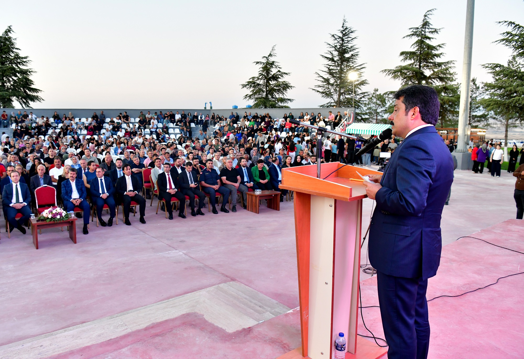 Kaman’da Dadaloğlu Millet Bahçesi Hizmete Açıldı