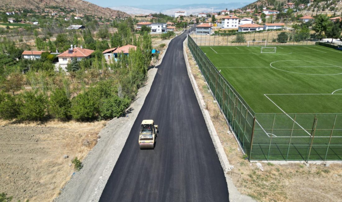 Çorum Belediyesi’nden Uğurludağ’a 2 Bin 715 Ton Asfalt Desteği SÜMEYYENUR ALP – TEKHA
