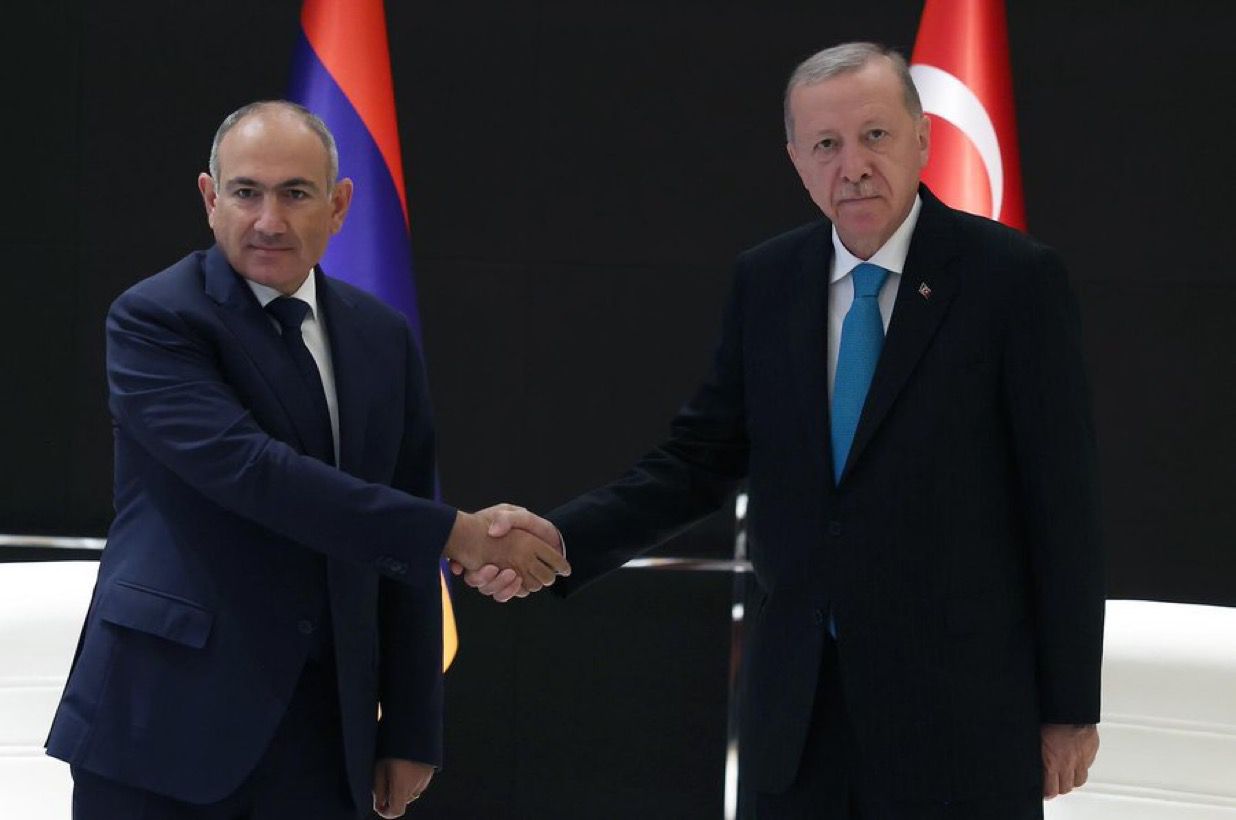 Cumhurbaşkanı Erdoğan, Çin’de Ermenistan Başbakanı Paşinyan’ı Kabul Etti