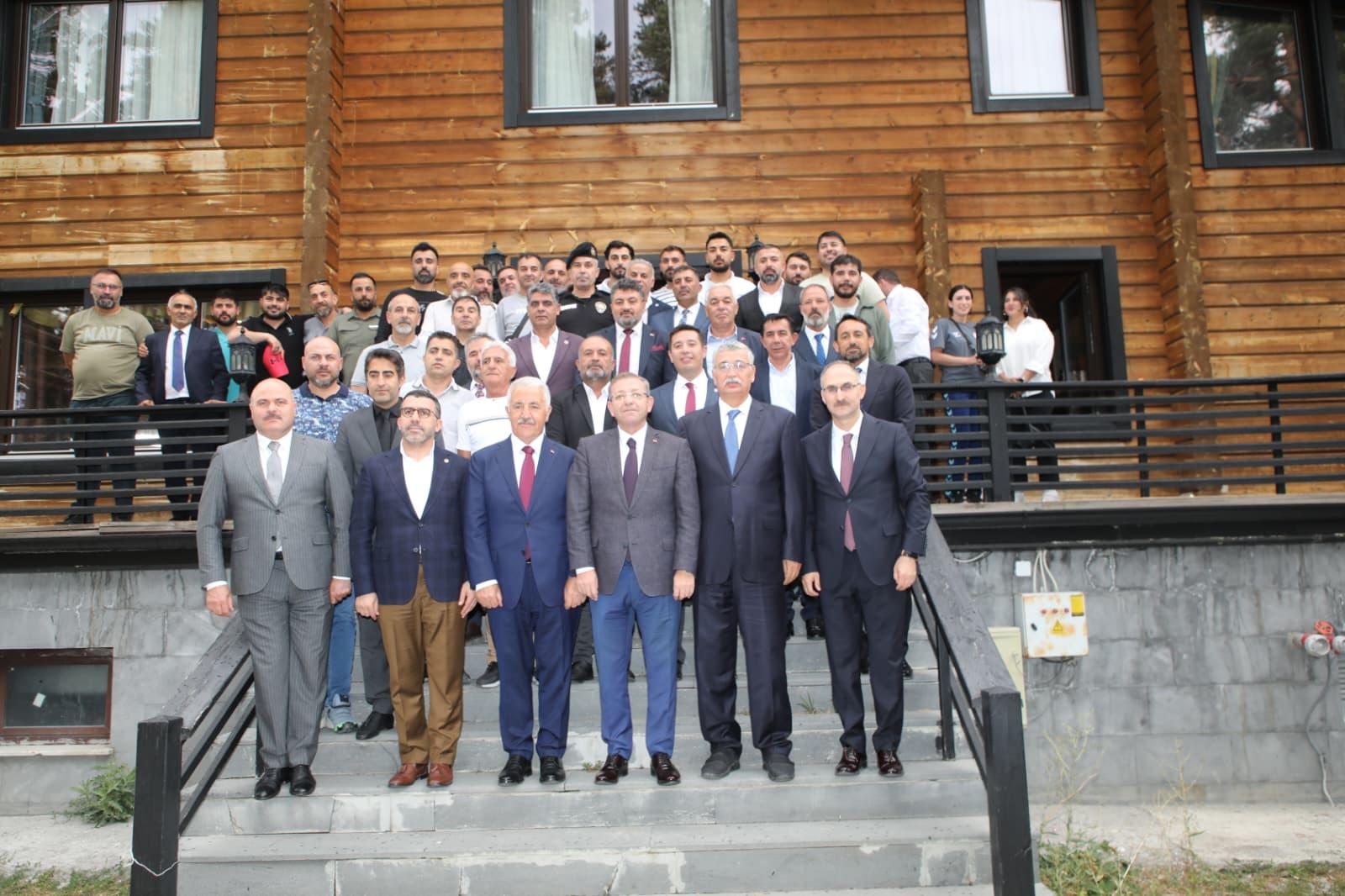 Kars’ta Kayak Sporuna Destek Buluşması