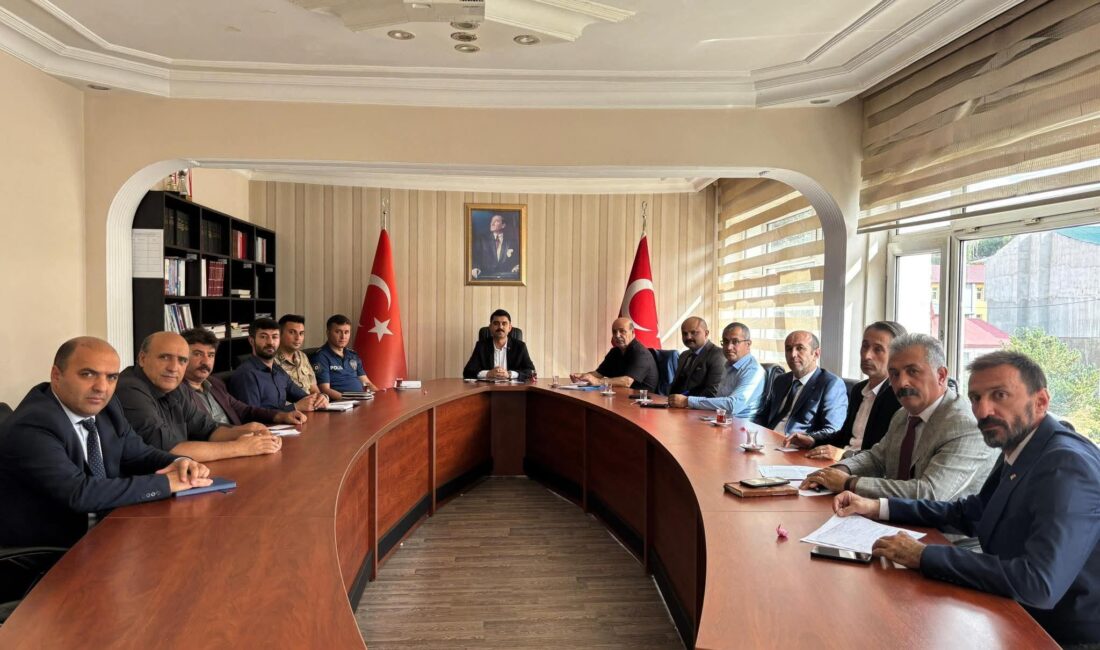 Susuz’da Yeni Eğitim-Öğretim Yılı Öncesi Değerlendirme Toplantısı Yapıldı CEM DAŞDELEN- KARS /