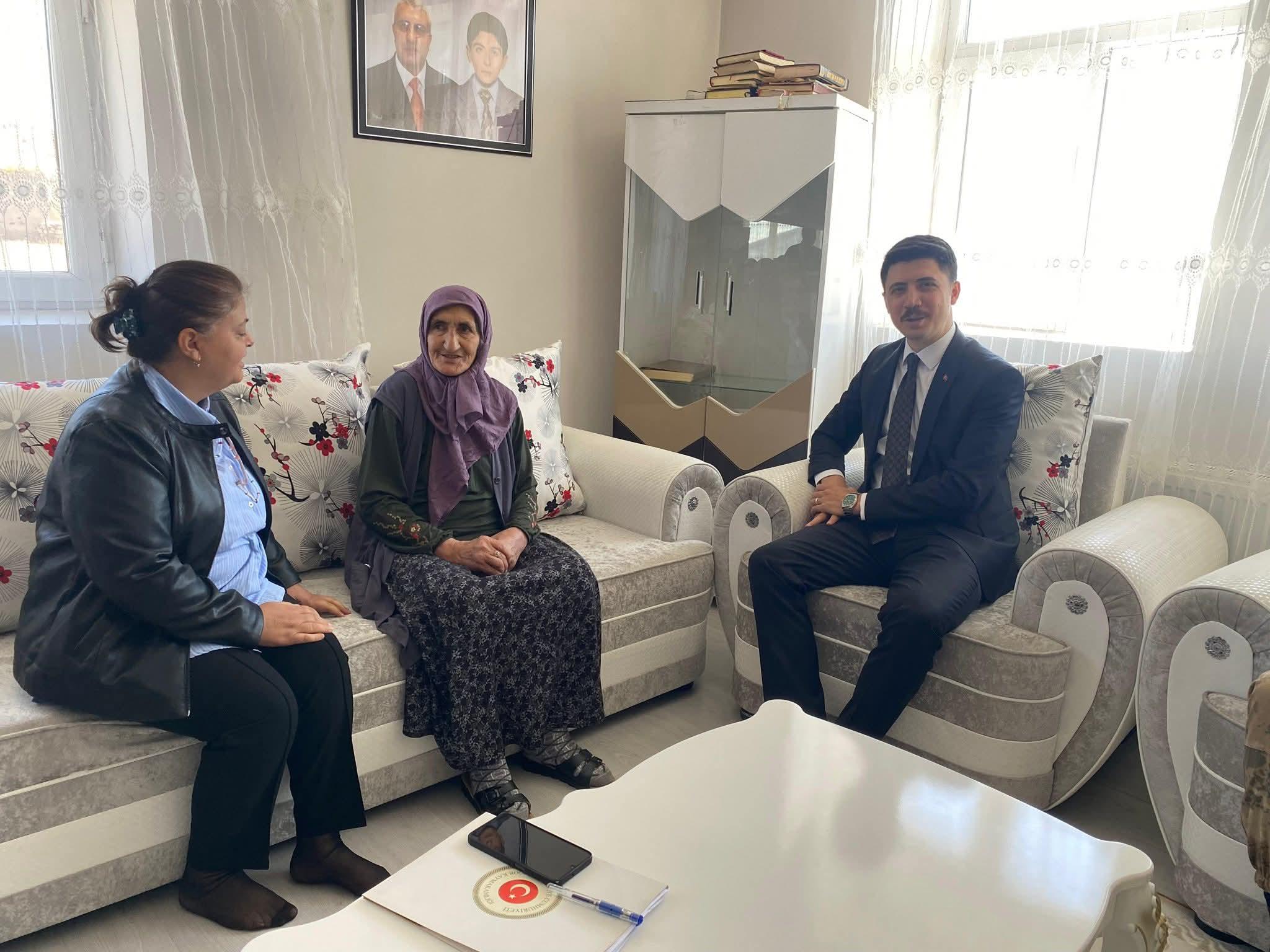 Digor Kaymakamı Kahraman’dan Şehit Babasına Anlamlı Ziyaret