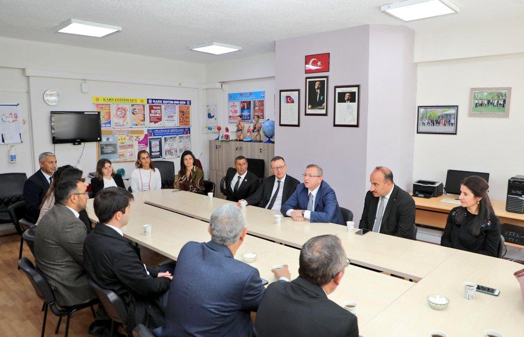 Vali Ziya Polat, TOKİ İlkokulu Öğretmenleriyle Buluştu