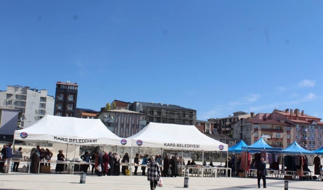 Kars’ta Kur’an Kursları Yararına “Hayır Çarşısı” Kuruldu CEM DAŞDELEN- KARS /