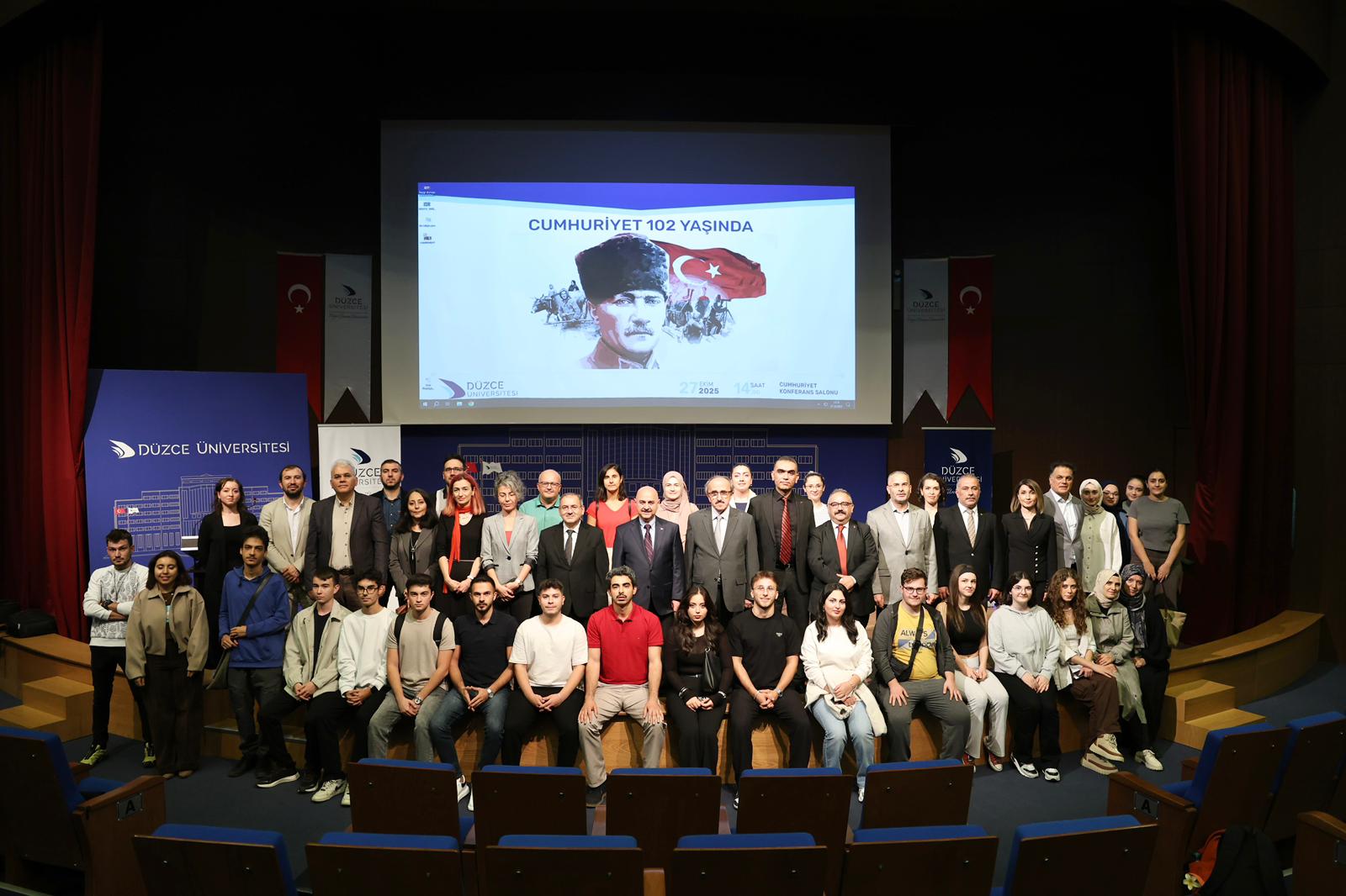 Düzce Üniversitesi’nde “Cumhuriyet 102 Yaşında” Programı Düzenlendi