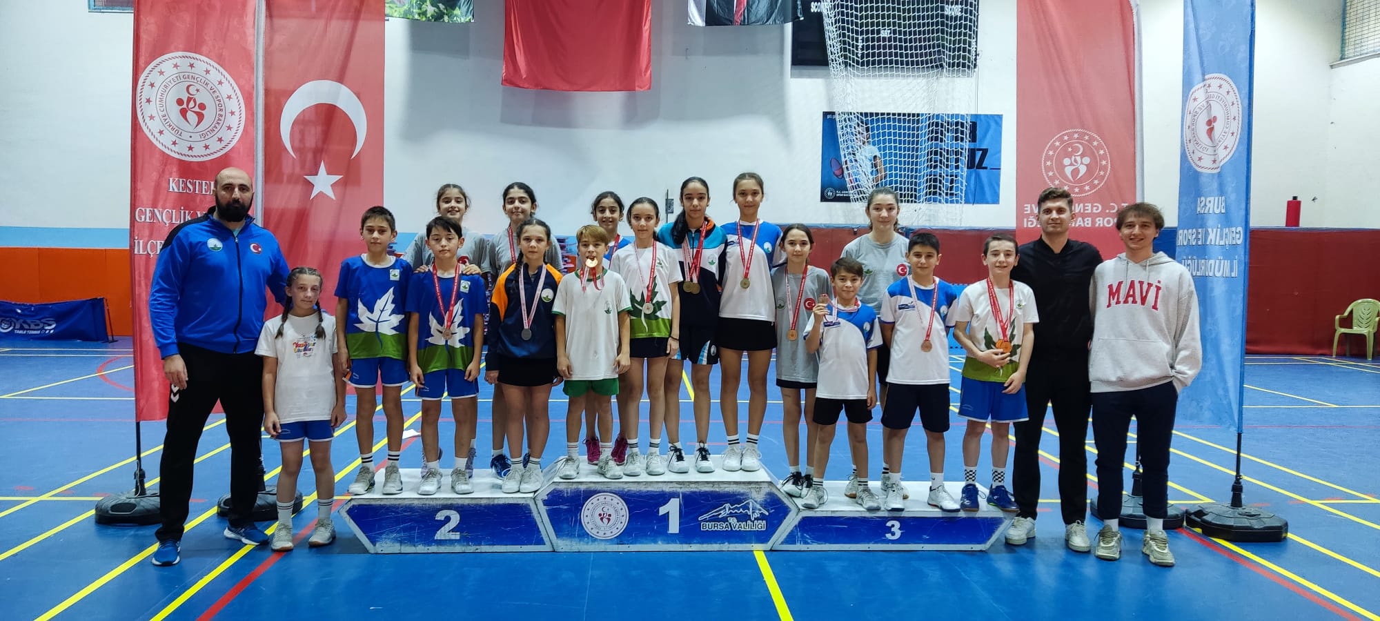 Osmangazi Belediyespor Badminton Takımı Cumhuriyet Kupası’nda Madalyaya Doydu
