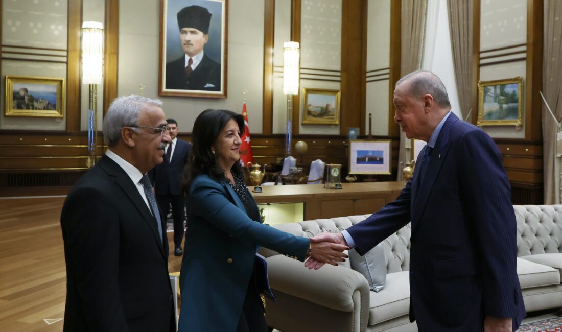 Cumhurbaşkanı Erdoğan, DEM Parti Heyetini Kabul Etti ANKARA / TEKHA Cumhurbaşkanı