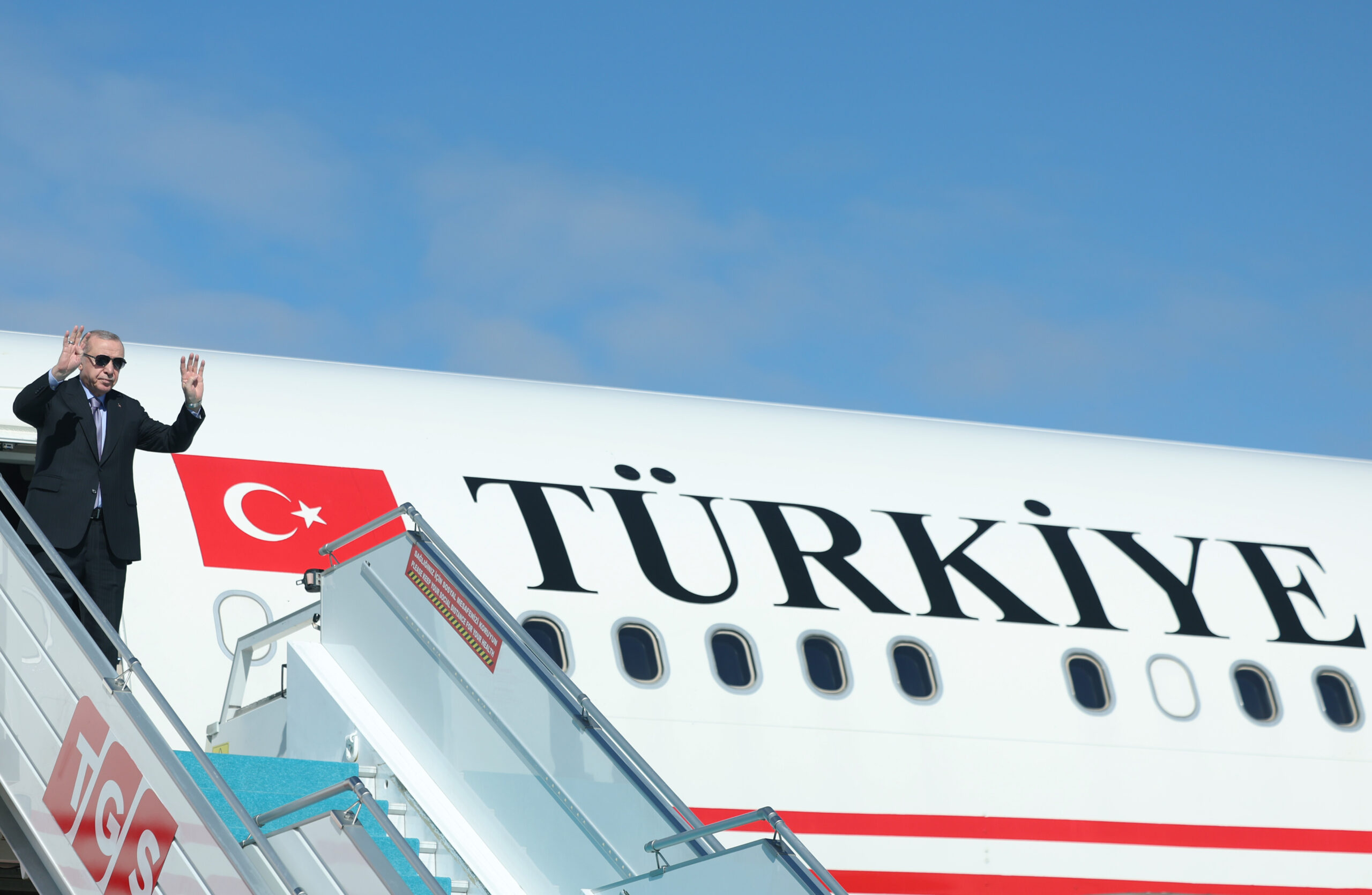 Cumhurbaşkanı Erdoğan, ‘Barış İçin Şarm El-Şeyh Zirvesi’ne Katılmak Üzere Mısır’a Gitti