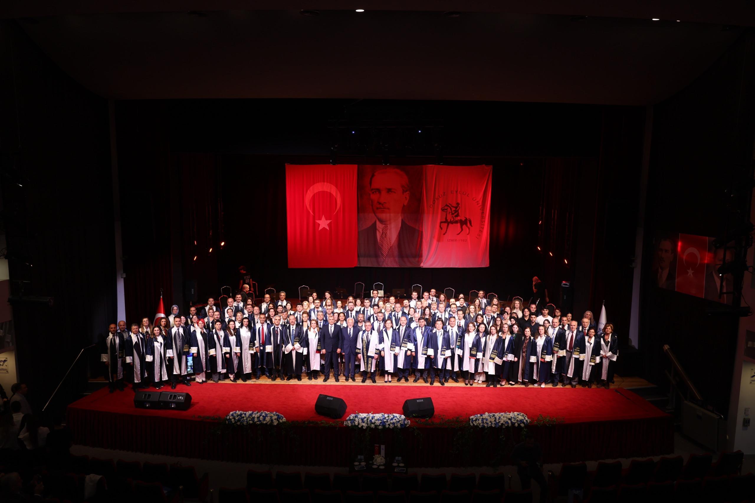 DEÜ’de Akademik Yıl Gazze Mesajıyla Açıldı: “Sessiz Kalmak Tarafsızlık Değil, Vebaldir”