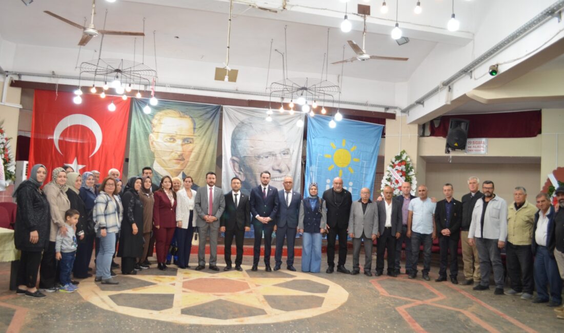 Ahmetli̇, İyi̇ Parti̇ Kongresi̇nde Mevcut Başkanla Devam Dedi̇ ADİL AKA/AHMETLİ-MANİSA /TEKHA Manisa’nın