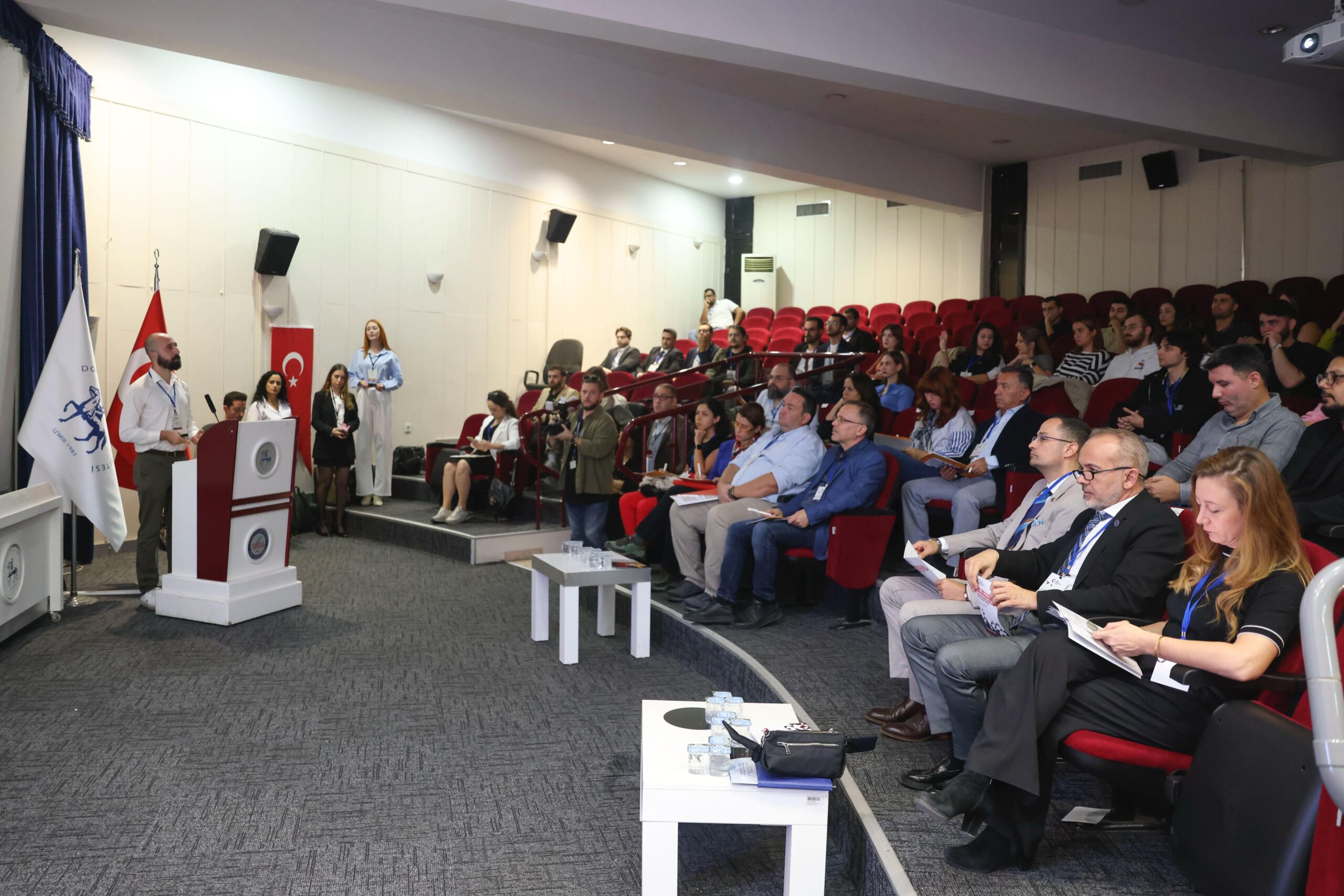 DEÜ BAMBU Girişim Ofisi’nden Yenilikçi Fikirlerin Yarıştığı “Demo Day” Etkinliği