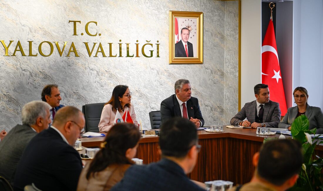 Yalova’da Sahipsiz Hayvanlarla İlgili Değerlendirme Toplantısı Yapıldı YALOVA / TEKHA Yalova