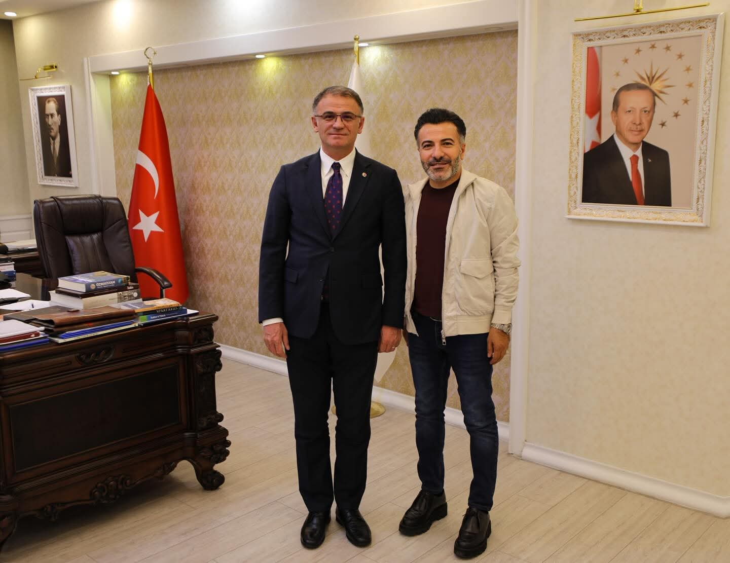 Vali Ozan Balcı, Vanspor Başkanı ve Yönetimini Kabul Etti