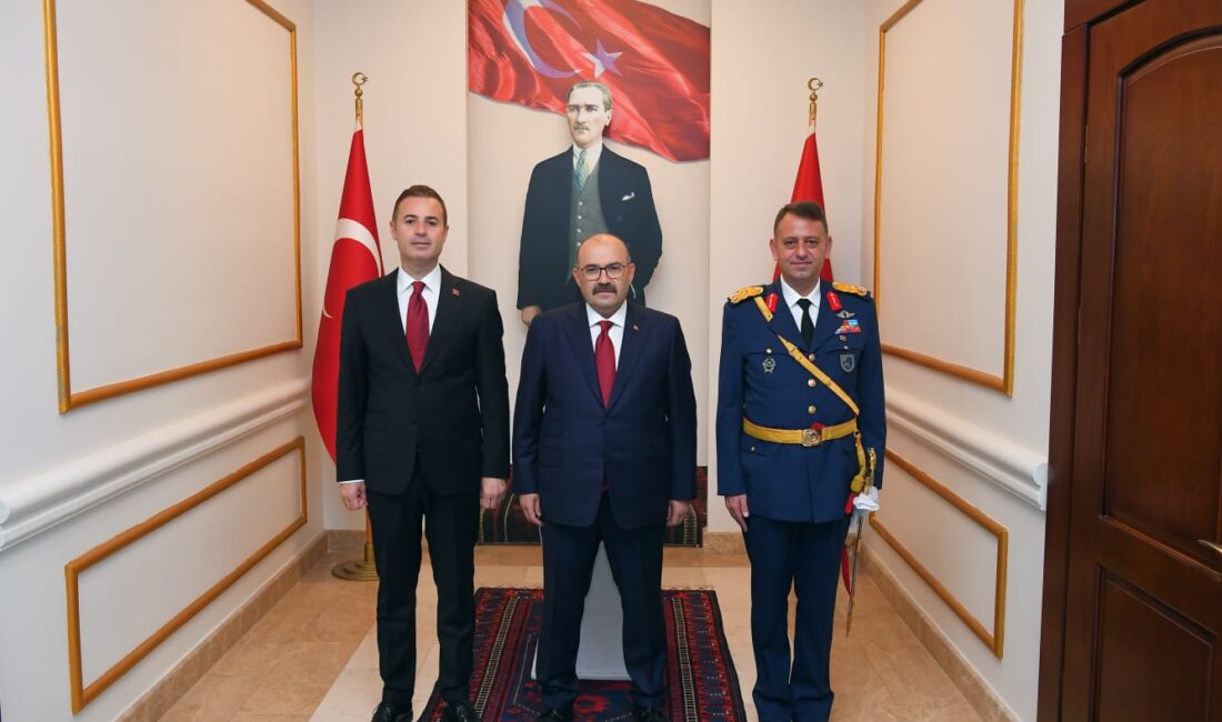 Balıkesir’de Cumhuriyet’in 102’nci Yılı Coşkuyla Kutlandı SARA ÇETİNKAYA – BALIKESİR