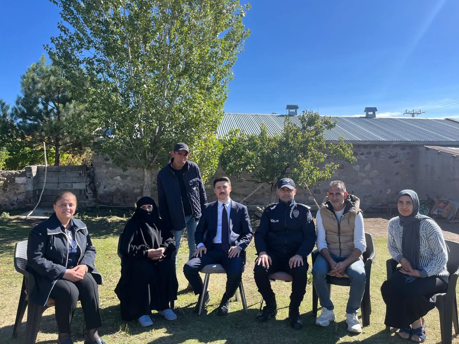 Digor Kaymakamı Ahmed Tayyib Kahraman’dan Hane Ziyareti