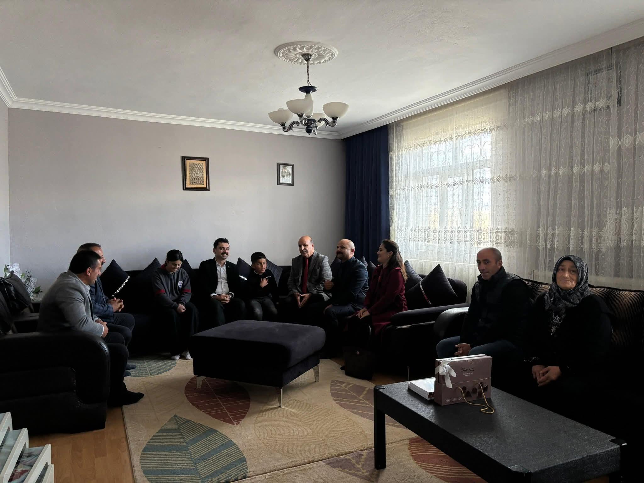 Kars’ta “Kafkas Projesi”yle Eğitime Yakın Takip