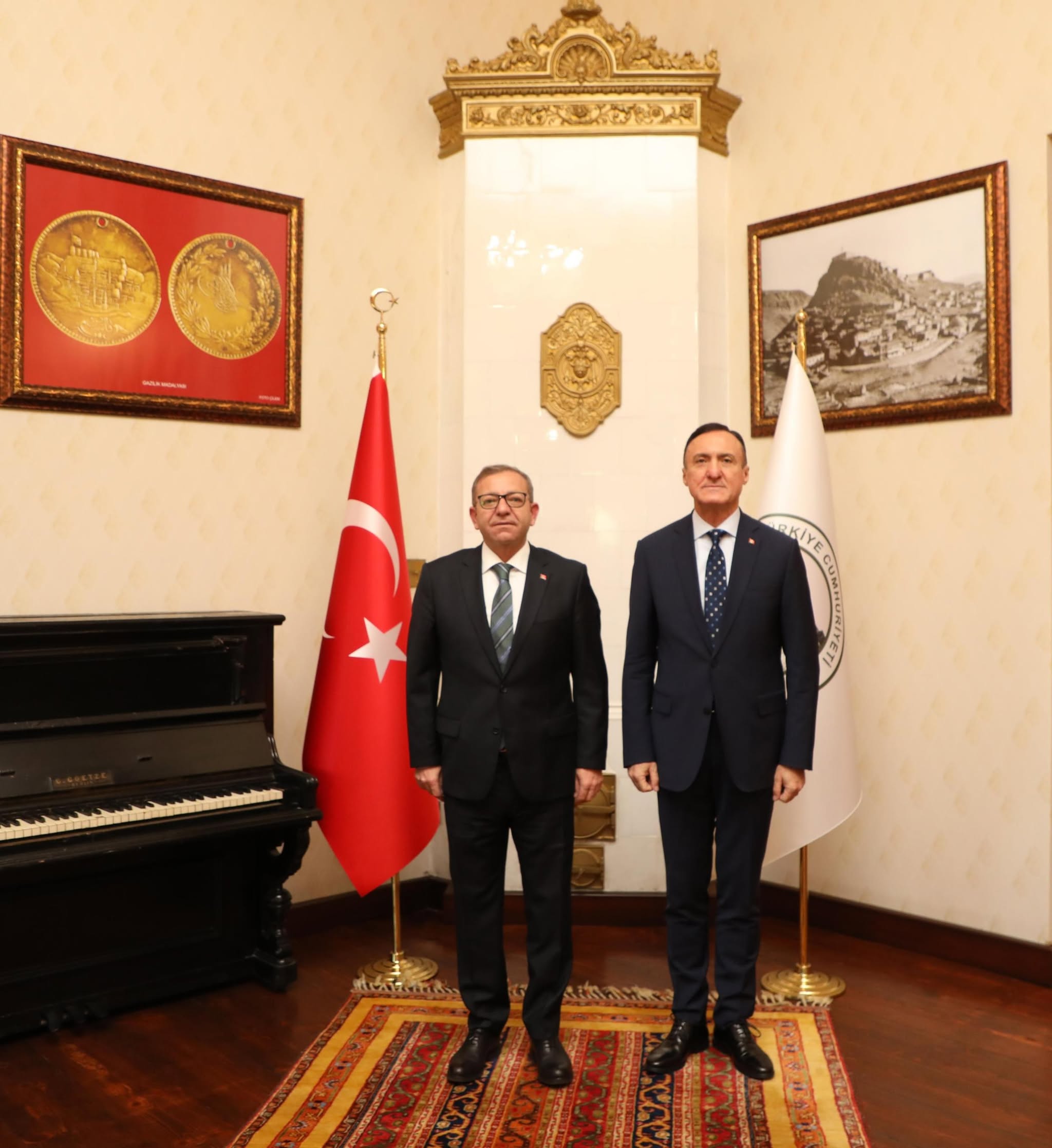Vali Polat, Emekli Tuğgeneral Erhan Sipahioğlu’nu Ağırladı