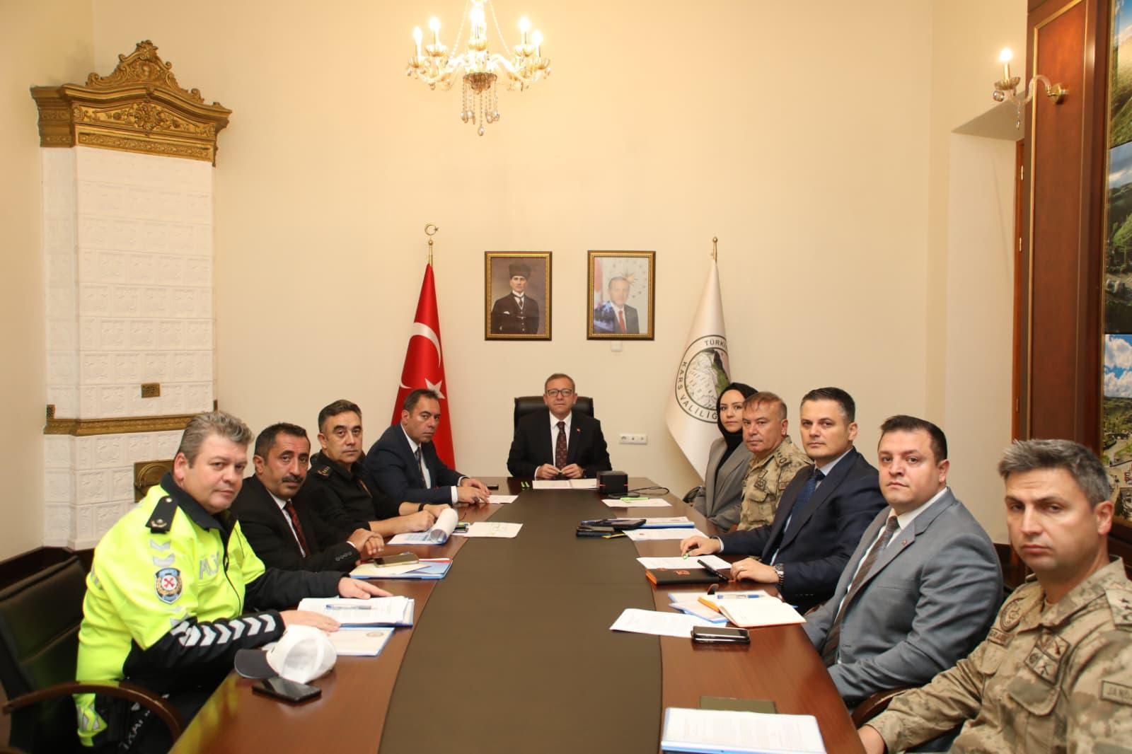 Kars Valisi Ziya Polat, Karayollarındaki Hız Sınırlamaları Toplantısına Katıldı