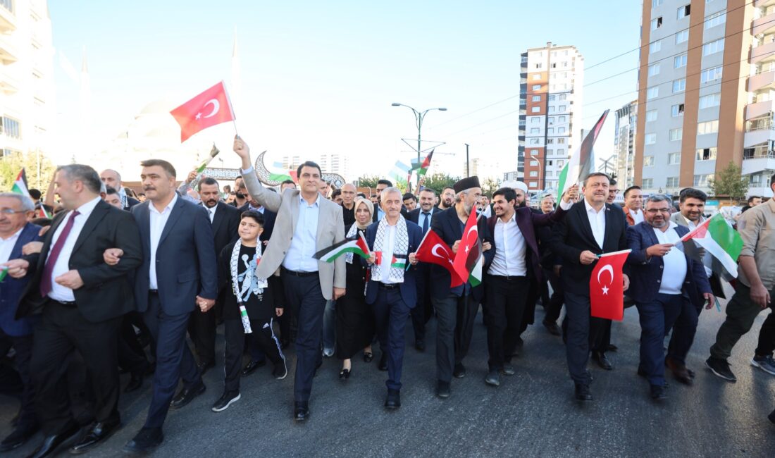 Şahinbey Belediyesi’nden Filistin’e Anlamlı Destek Yürüyüşü ABDULLAH SOLMAZ- GAZİANTEP/TEKHA Şahinbey