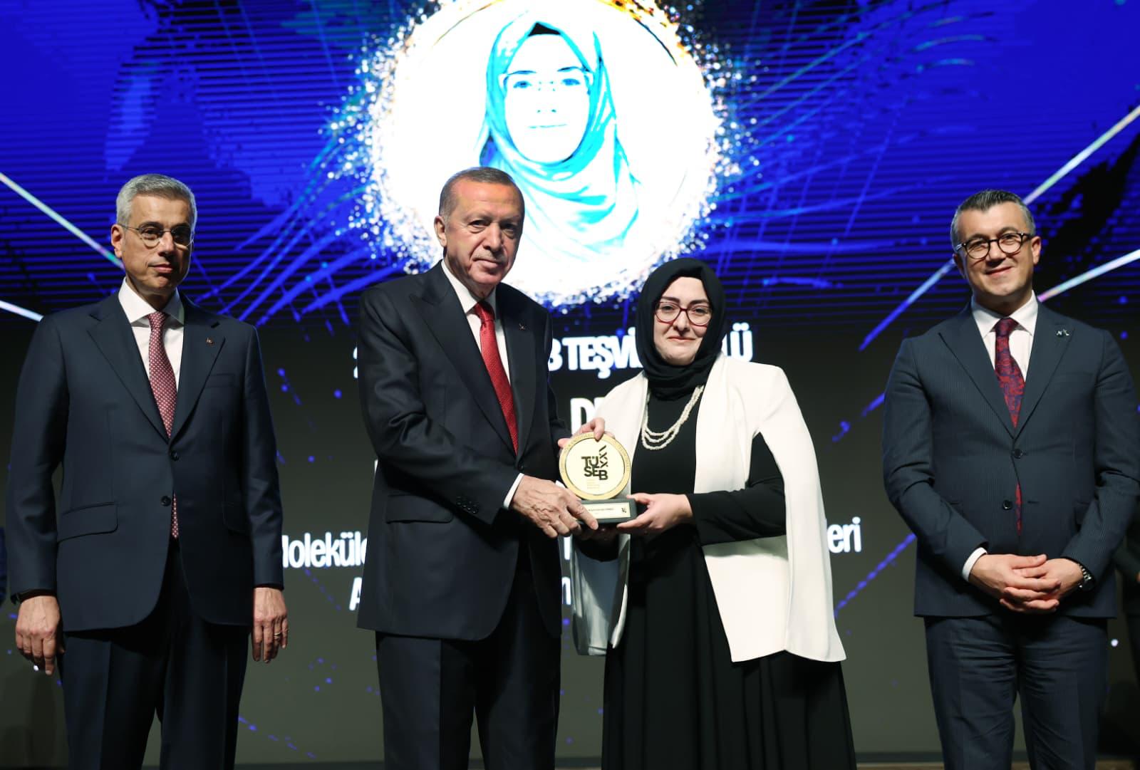 Cumhurbaşkanı Erdoğan’dan TÜSEB Aziz Sancar Ödül Töreni’nde Sağlık Vurgusu