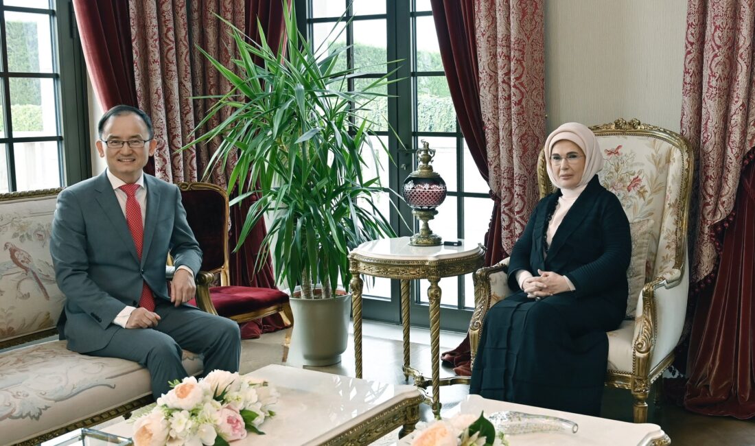 Emine Erdoğan, Çin’in Ankara Büyükelçisi Jiang Xuebin İle Görüştü ANKARA / TEKHA Cumhurbaşkanı