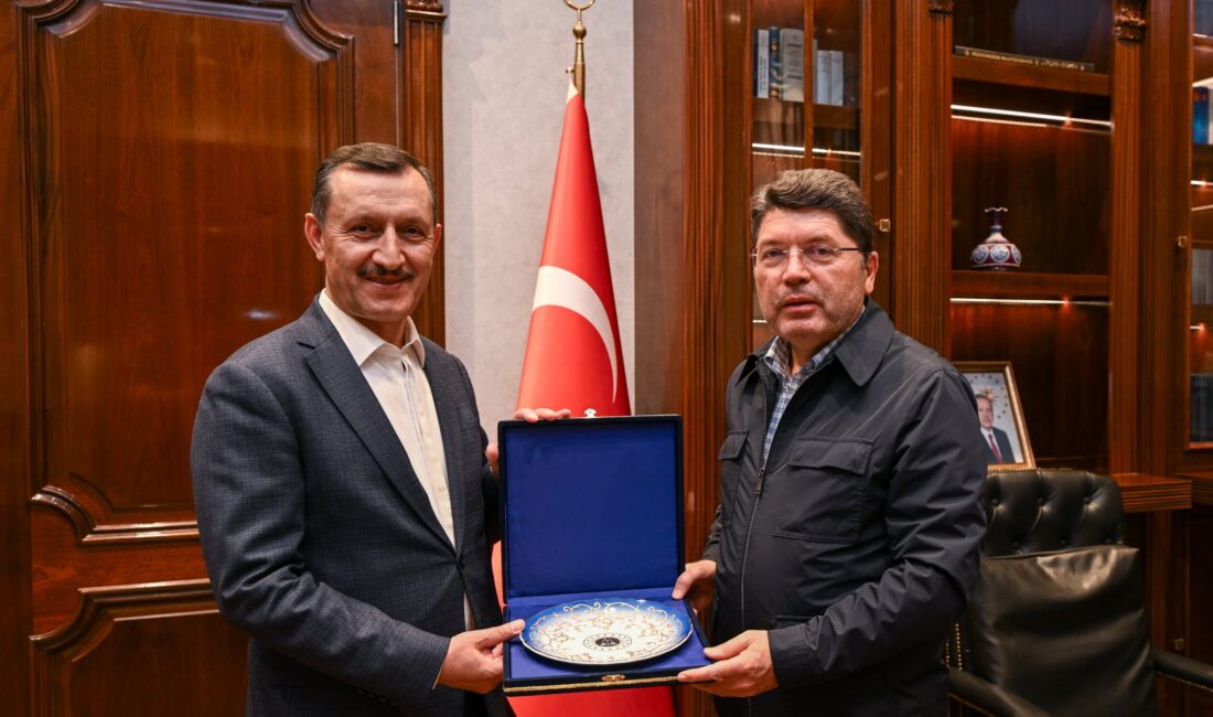 Adalet Bakanı Yılmaz Tunç,