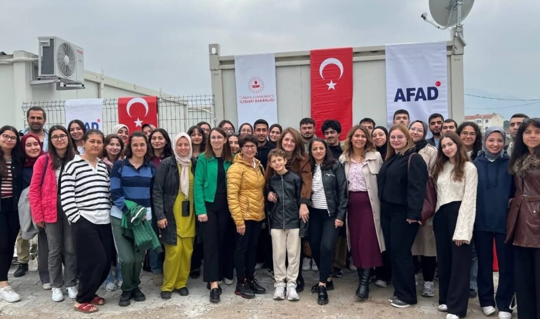 Sındırgı’da Deprem Travması Sonrası Psikososyal Destek Çalışması SARA ÇETİNKAYA – BALIKESİR