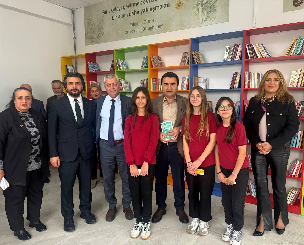 Yıldırım Gürses Ortaokulu’na Yeni Kütüphane Açıldı