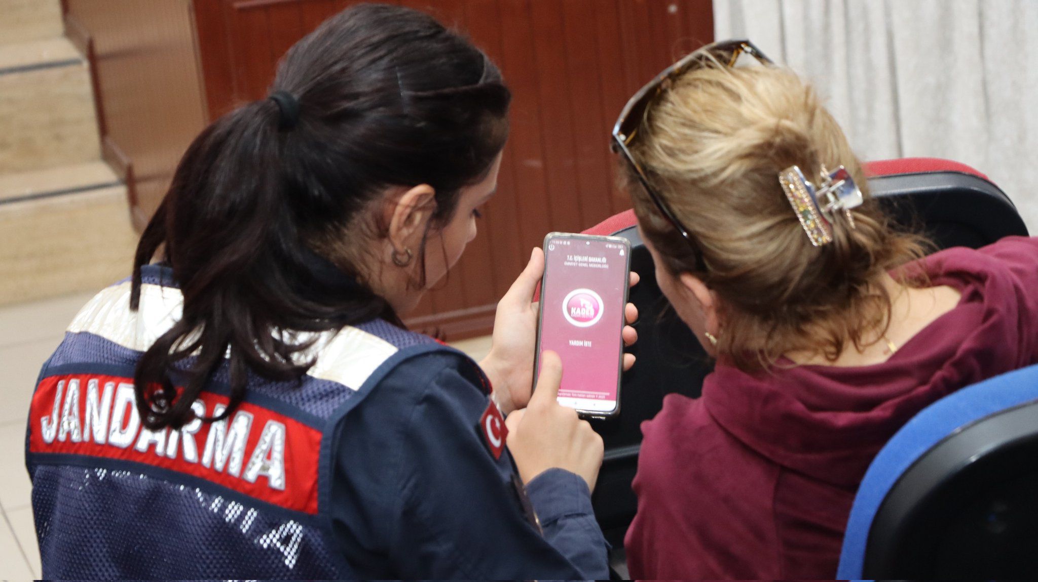 Yalova’da Kadına Yönelik Şiddetle Mücadele Kapsamında Bilgilendirme Çalışması Gerçekleştirildi