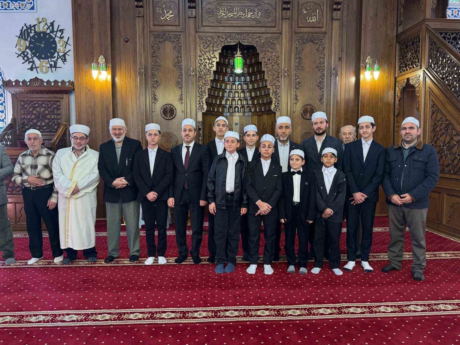 Kur’an Hafızlarına Belge Takdimi Müftü Arvas’tan