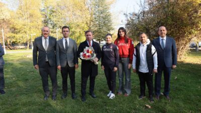 Erzincanlı millî güreşçiler Elvira Süleyman