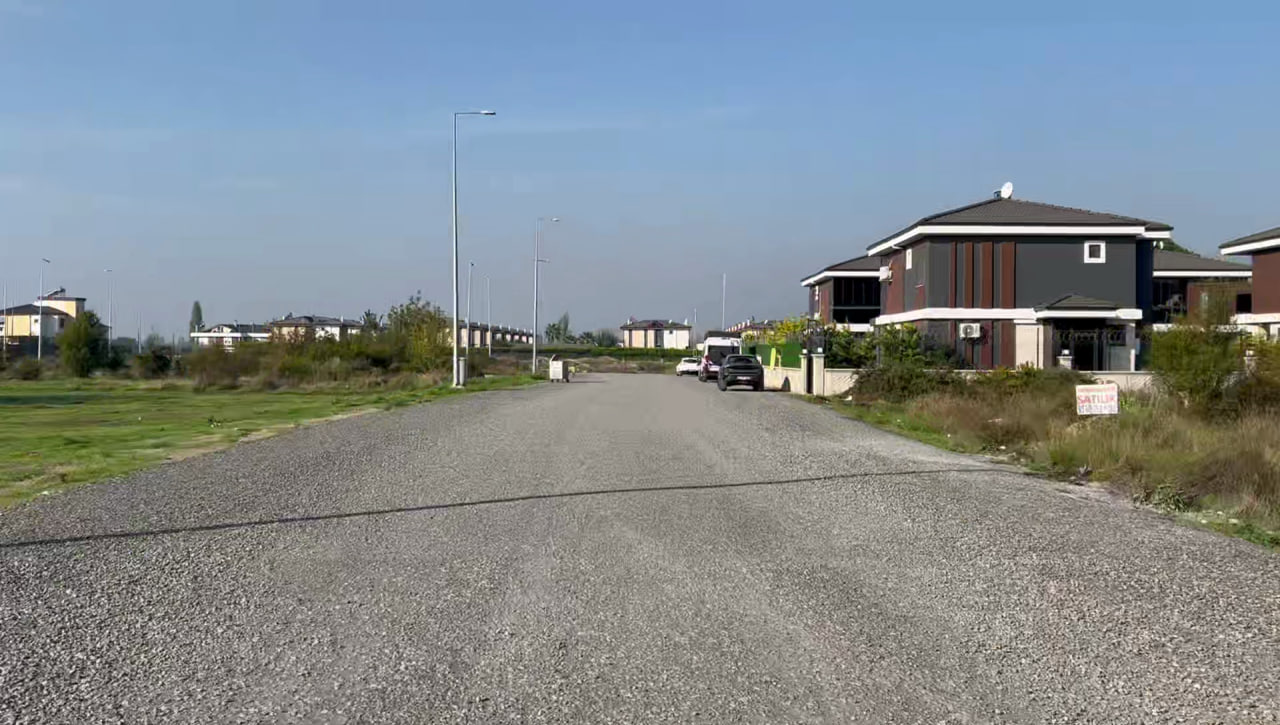 Edremit Belediyesi, Hamidiye Mahallesi’nde Yolları Modernize Ediyor