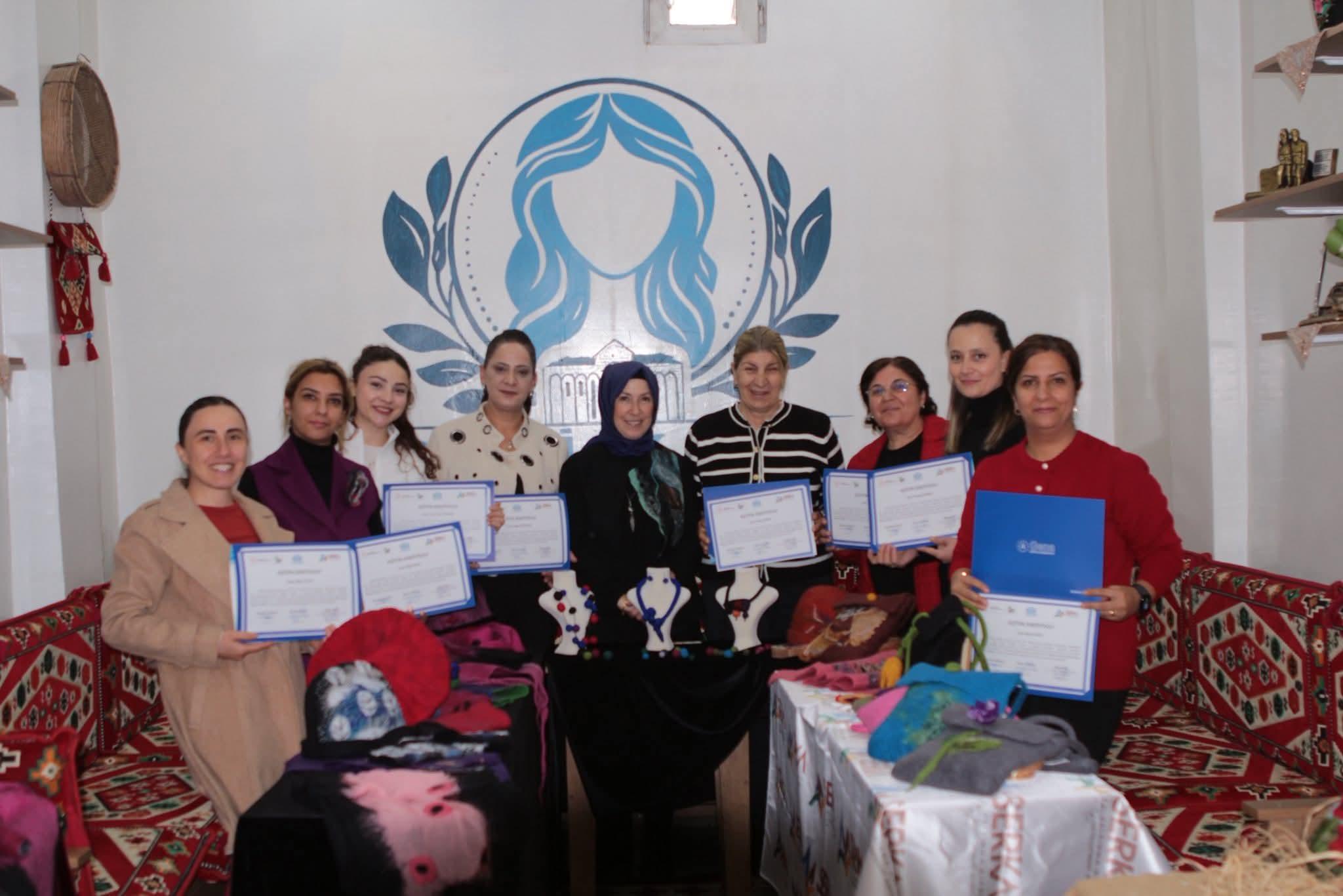 Kars’ta “Kadın Eliyle Keçeye Hayat Veriliyor Projesi” Tamamlandı