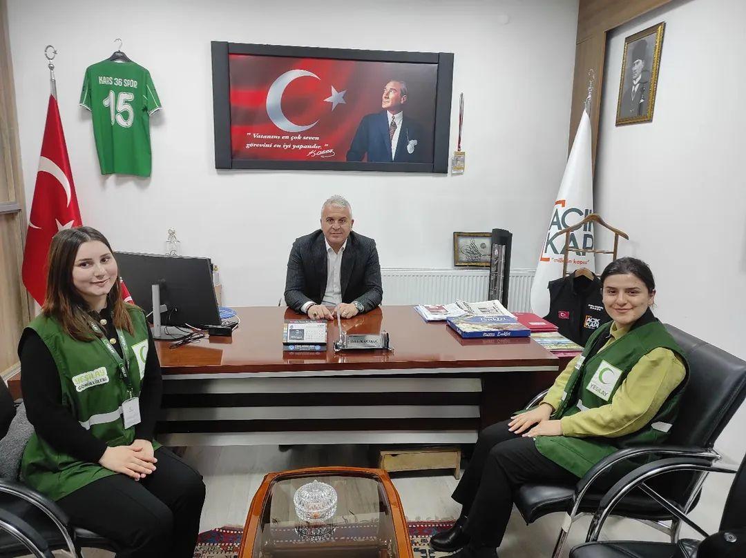 Yeşilay Kars Şubesinden Açık Kapı Müdürü Hakkı Karakoç’a Ziyaret