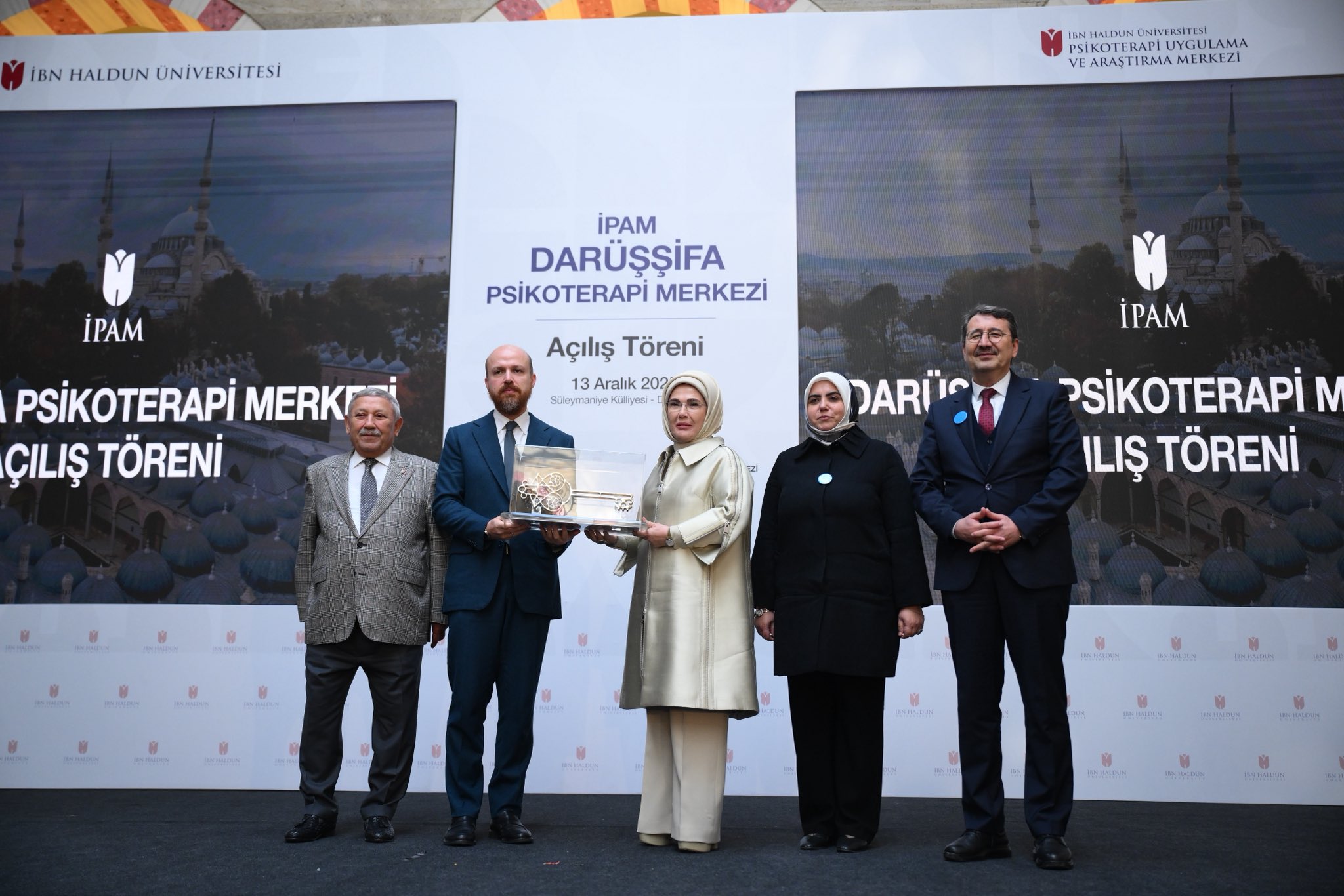 Emine Erdoğan, İHÜ Darüşşifa Psikoterapi Merkezi’nin Açılışına Katıldı