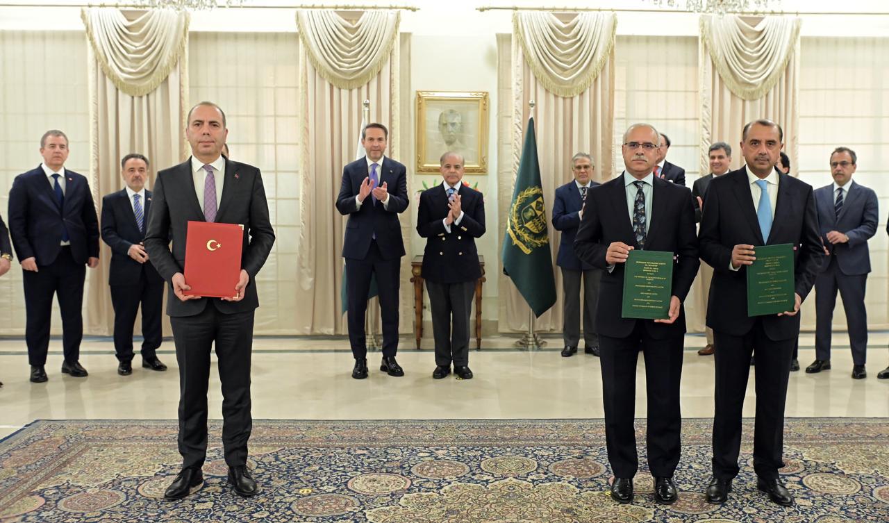 Türkiye–Pakistan Enerji İş Birliğinde Tarihi Adım: 5 Yeni Arama ve Üretim Anlaşması İmzalandı