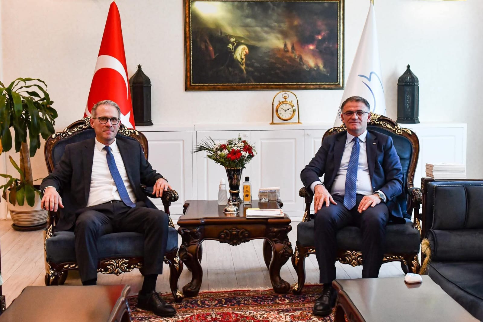 Van Valisi Ozan Balcı, Büyükelçi Karagöl’ü Kabul Etti