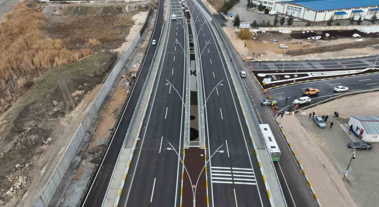 Van Trafiğine Nefes: Çevre Yolu’nun 28 Kilometrelik İki Etabı Açılıyor