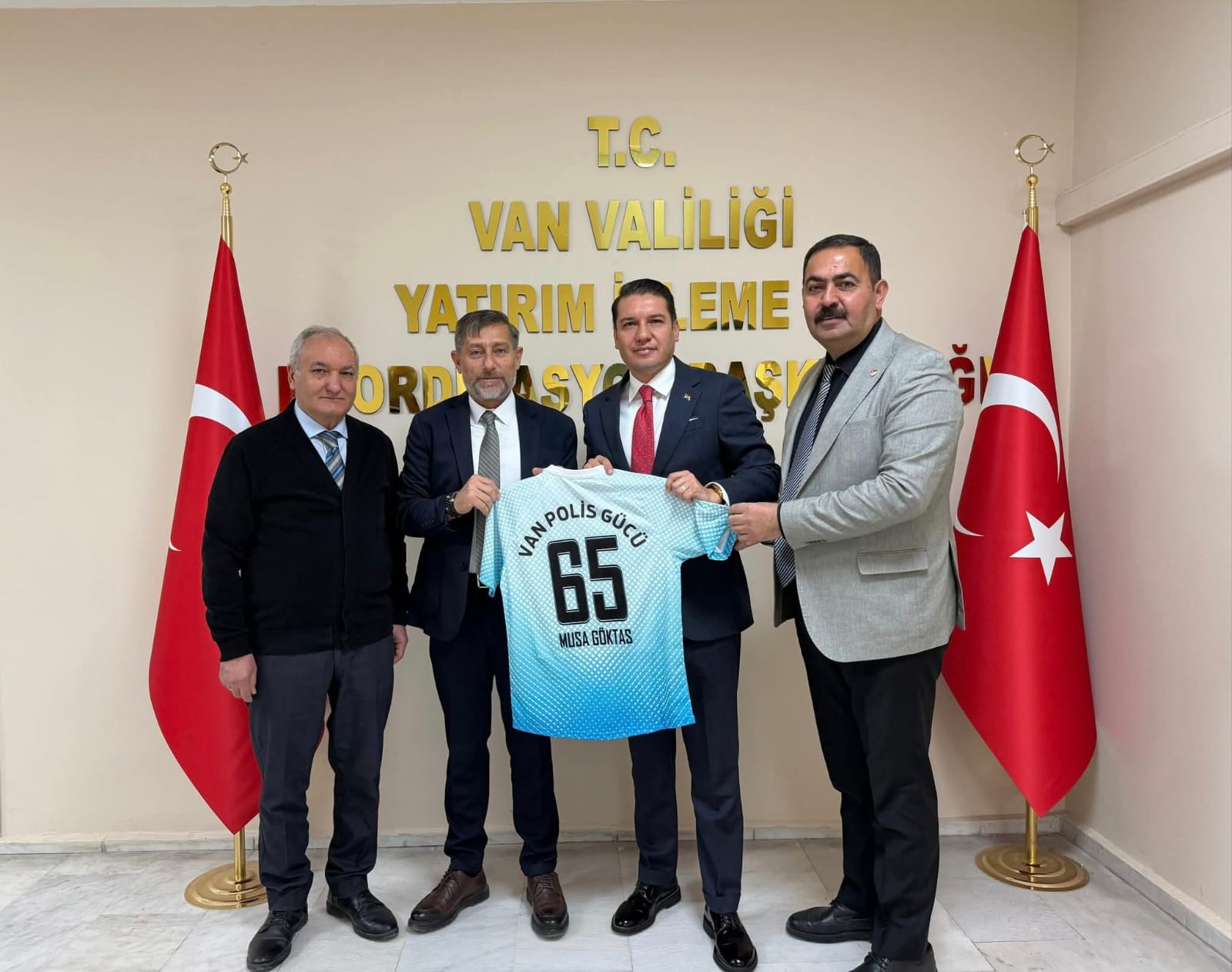 Van Polis Gücü Spor Kulübü’nden Kaymakam Göktaş’a Nezaket Ziyareti