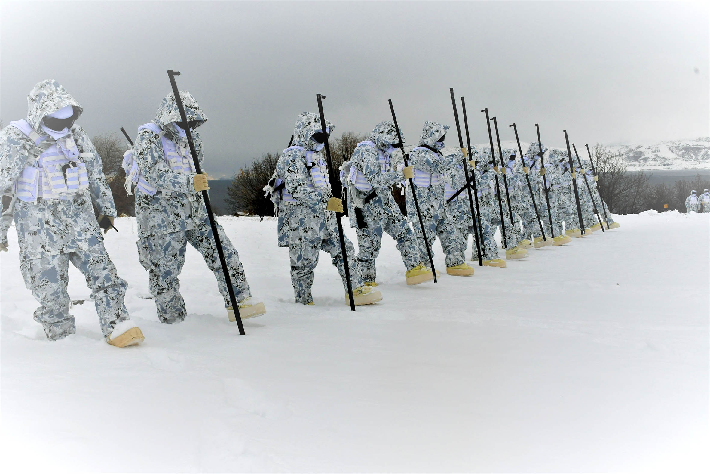 Komandolardan Zorlu Şartlarda Muharebe Eğitimi: Derin Kar ve Şiddetli Soğukla Mücadele