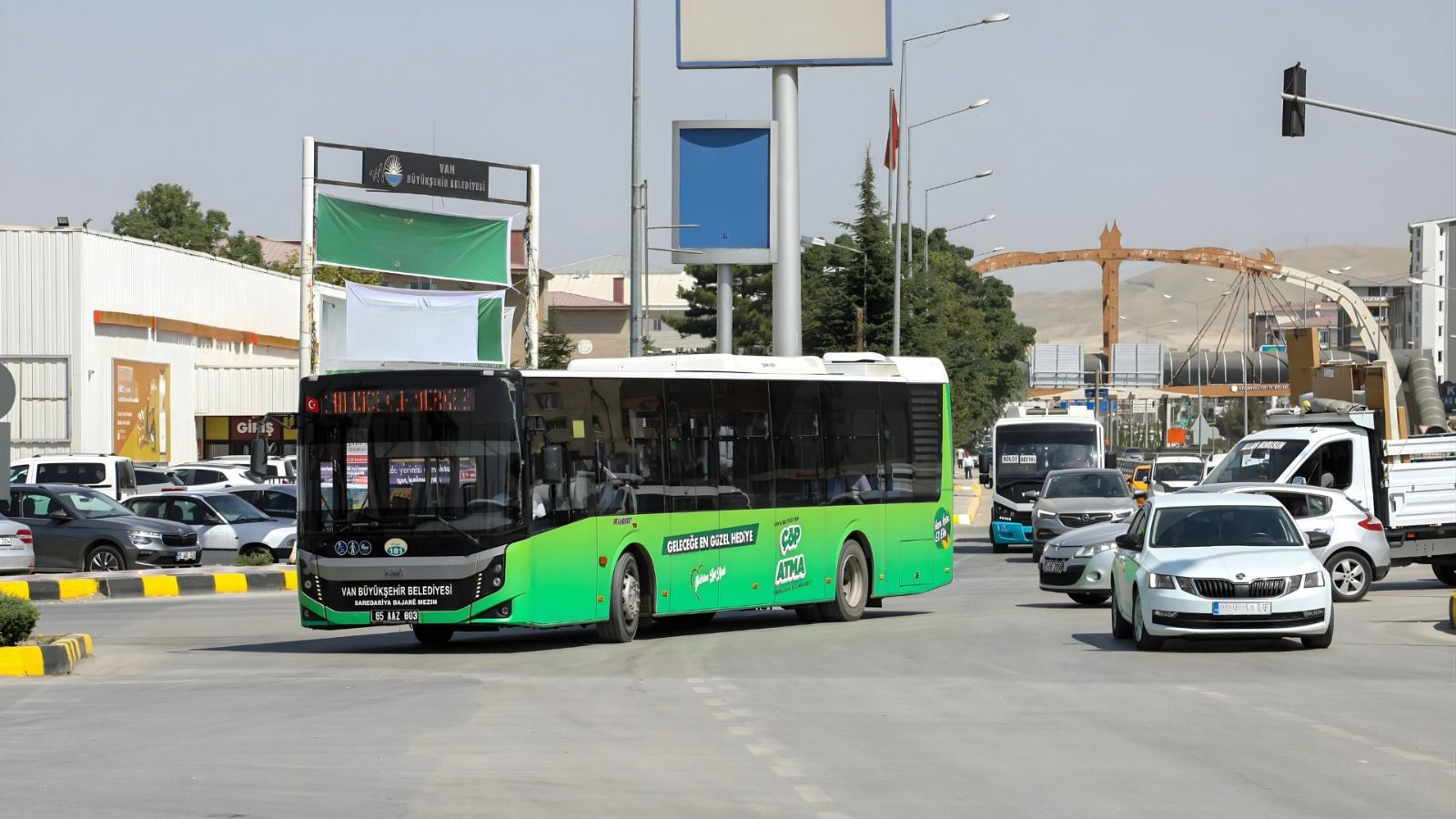 Van Büyükşehir Belediyesi’nden Erciş Ulaşımına Neşter: TOKİ Hatlarında Kapasite İki Katına Çıktı