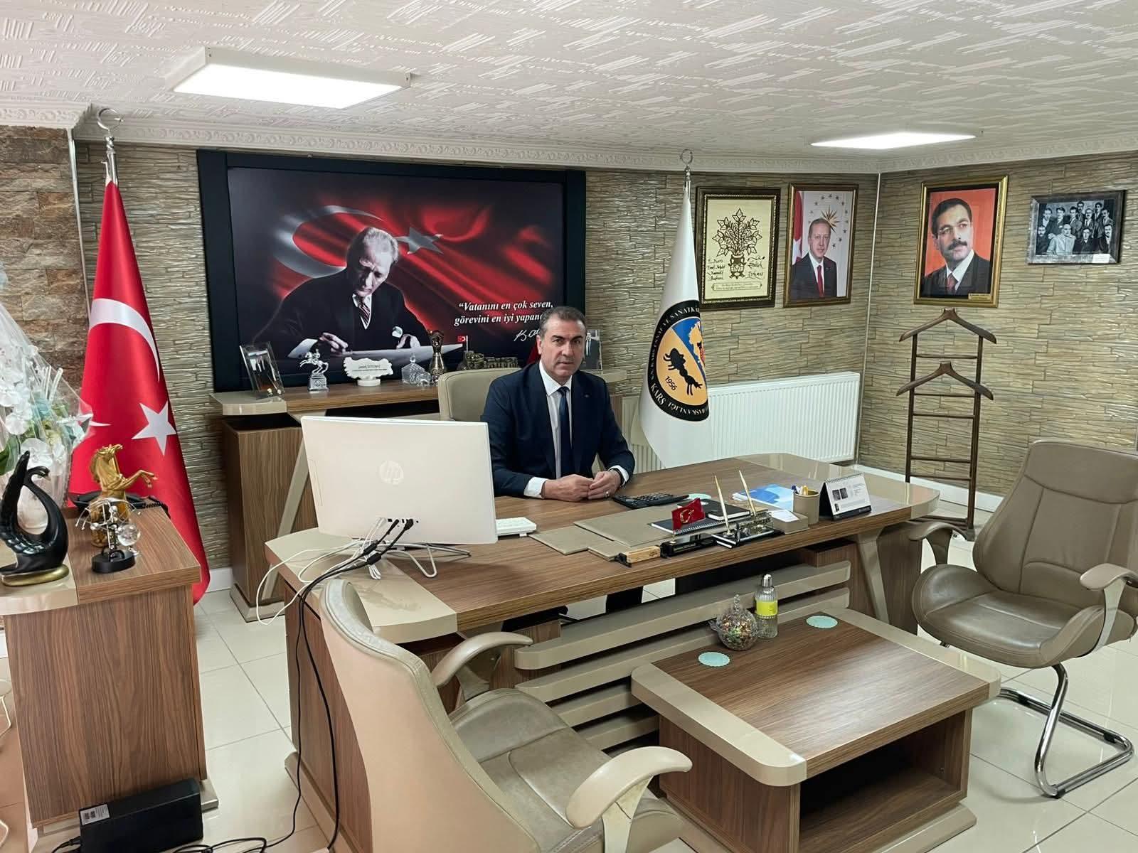 Başkan Özyılmaz’dan Kars Esnafına Kredi Müjdesi ve “Borç Sorgusu” Uyarısı CEM DAŞDELEN- KARS /