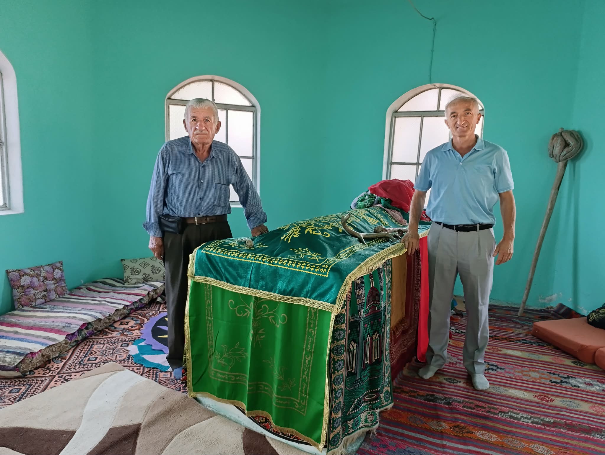 GEDİZ AKÇAALAN’DAKİ EREN VE EVLİYALARA ZİYARETÇİ AKINI Kütahya’nın Gediz ilçesi Eski