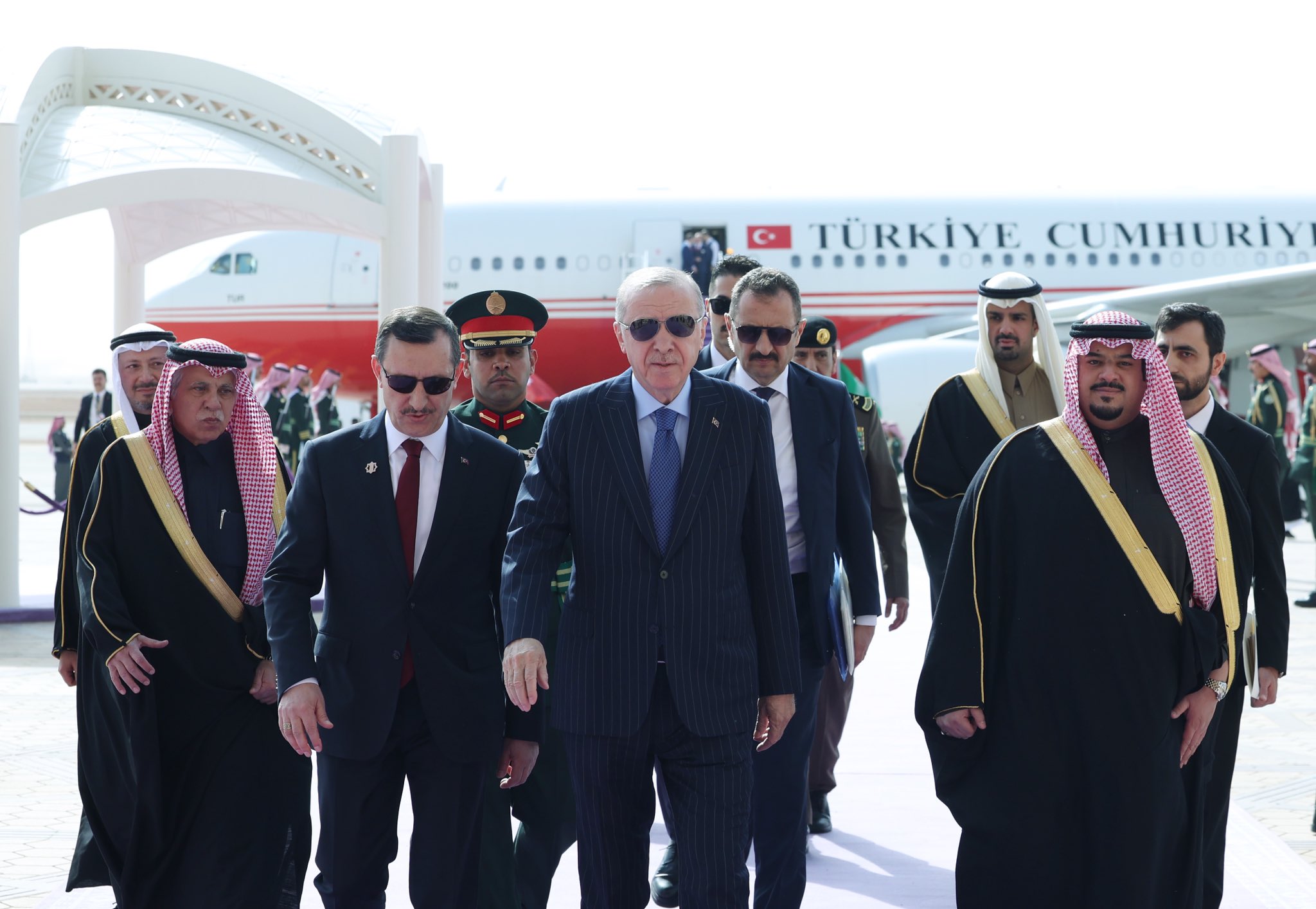 Cumhurbaşkanı Erdoğan Riyad’da: Kritik Temaslar Başladı