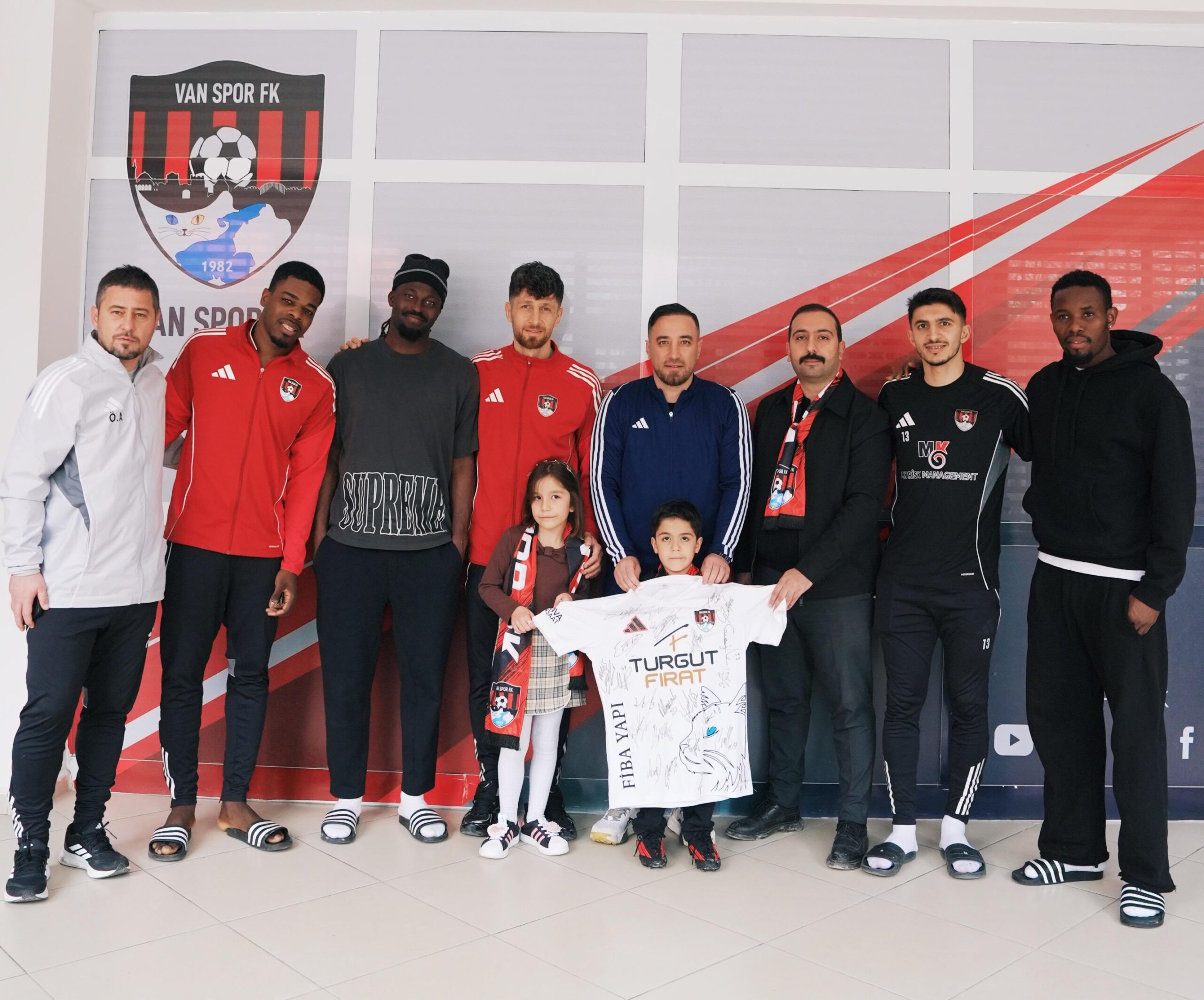 SUAT BARAN -VAN / TEKHA 