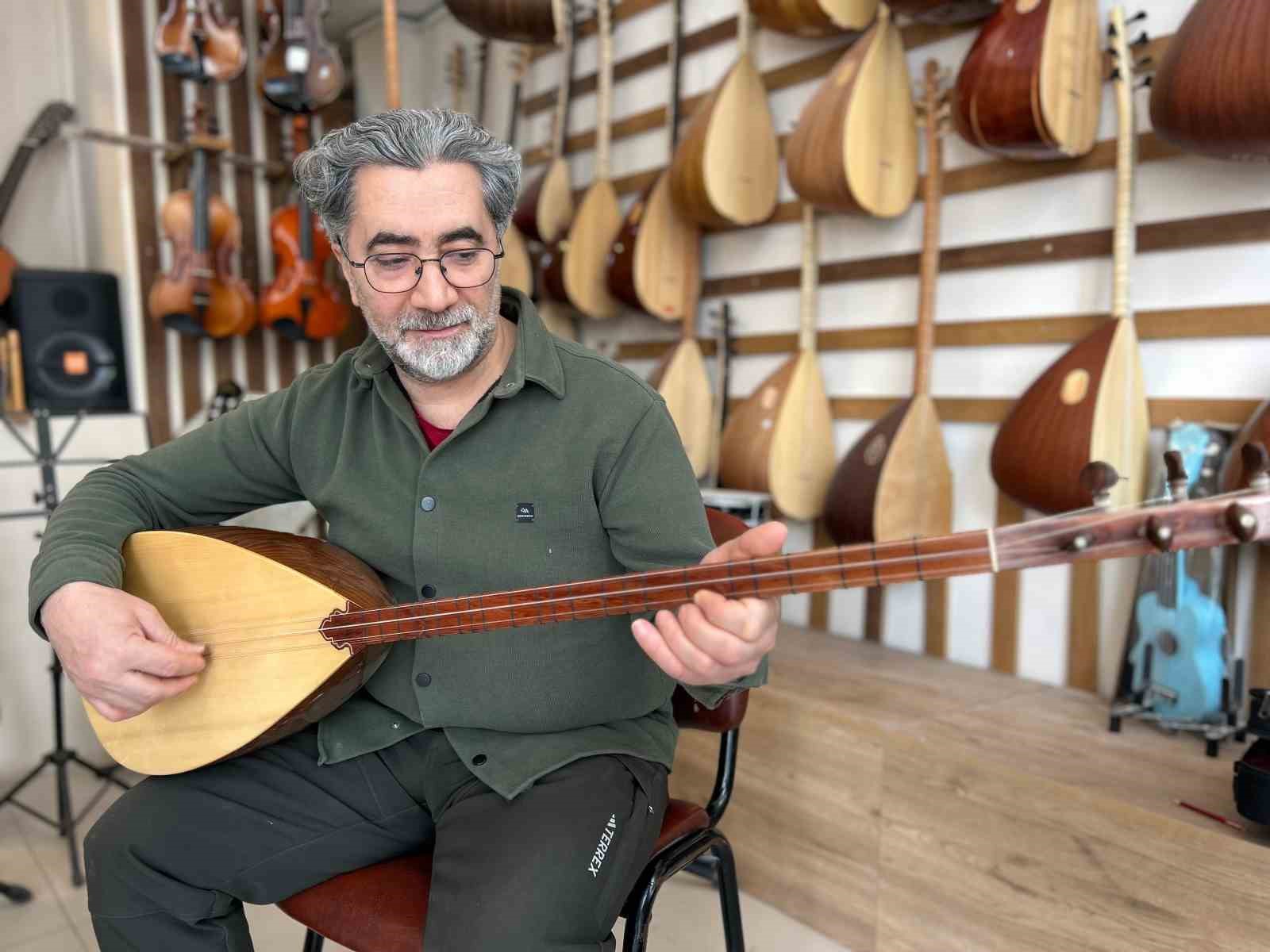 Vanlı Ustanın El Emeği Bağlamaları Dünyaya Açılıyor: Amerika’dan Yeni Zelanda’ya Nota Köprüsü