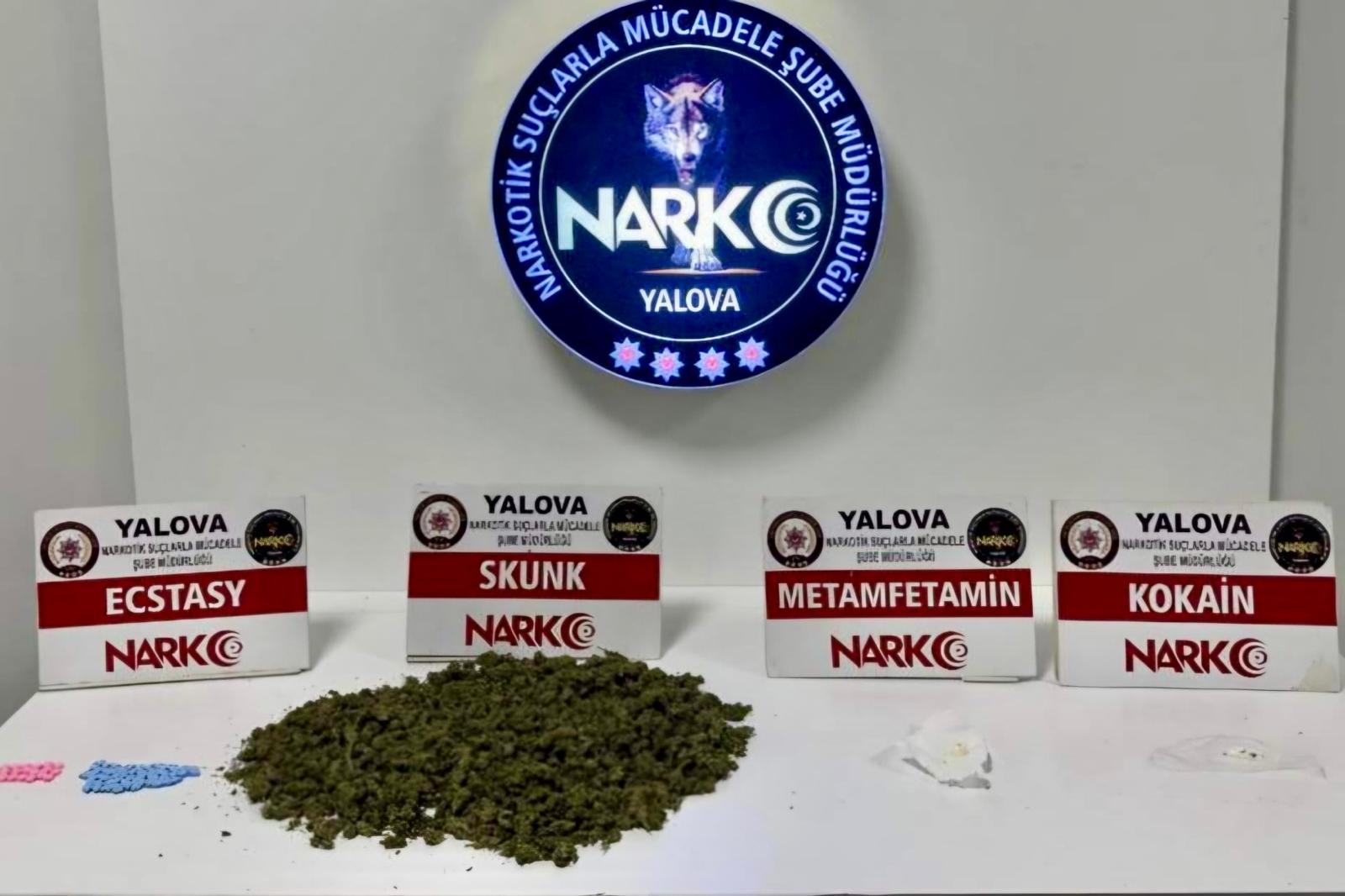 Yalova’da Narkotik Operasyonu: 3 Zehir Taciri Tutuklandı