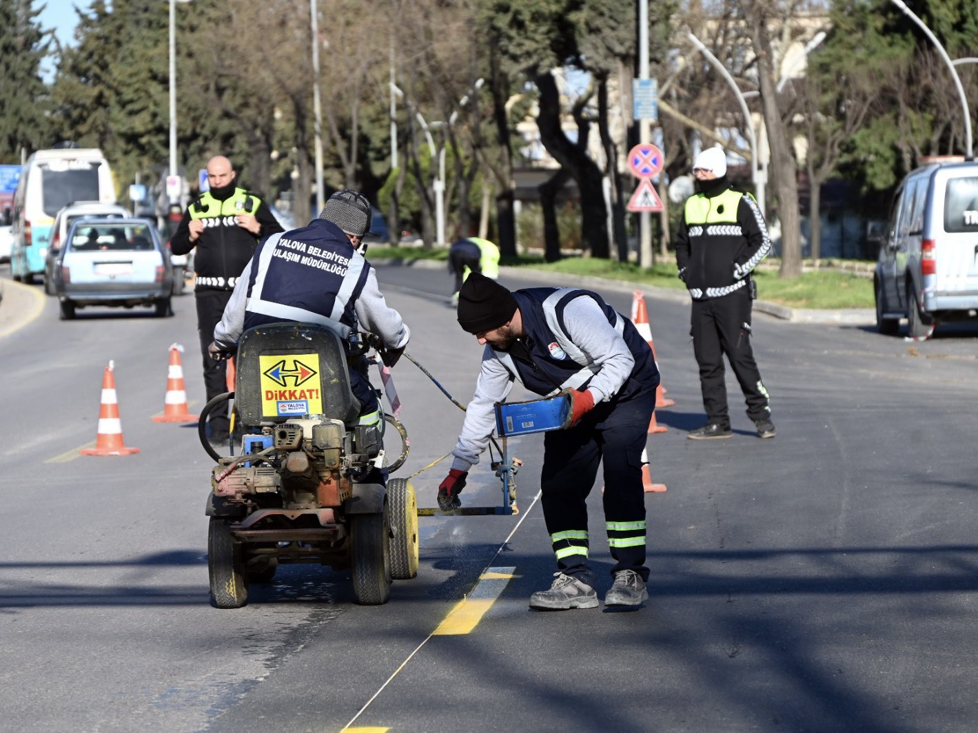 Yalova’da Ulaşım Güvenliği İçin Yol Çizgi Çalışması